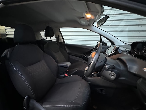 Used Peugeot 208 2017 for sale - 76332828: Photo 10