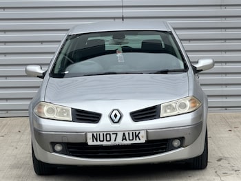 Used Renault Megane 2007 for sale - 76275224: Photo 2