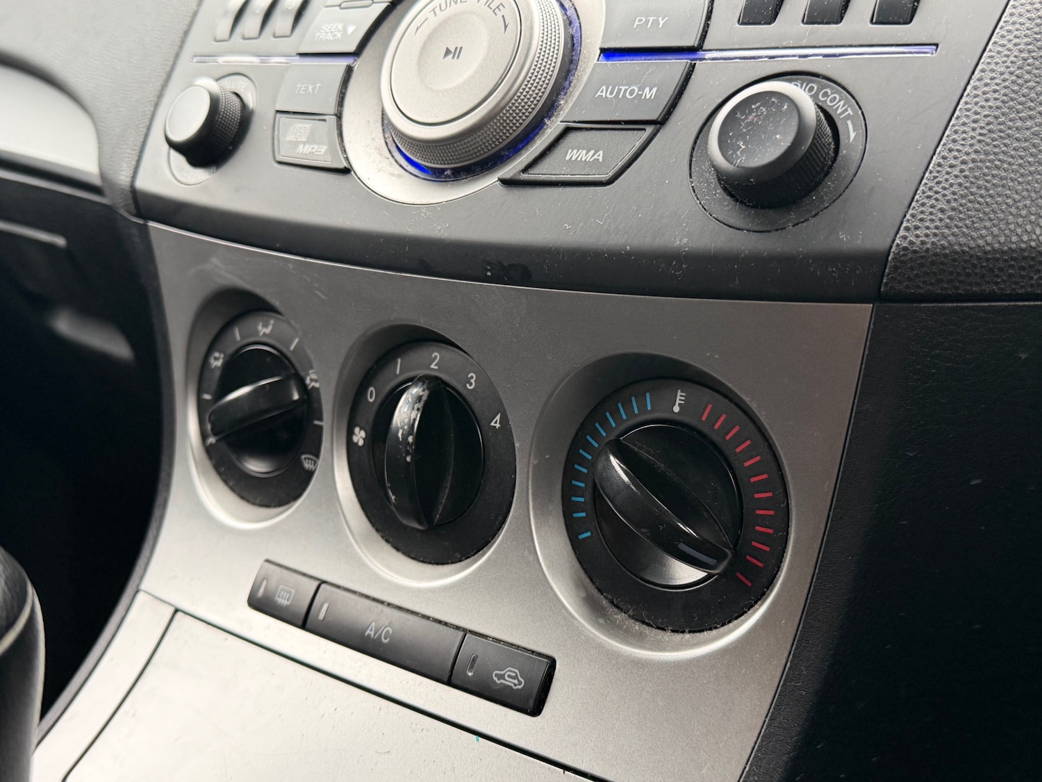 Used Mazda Mazda3 2009 for sale - 77247637: Photo 16