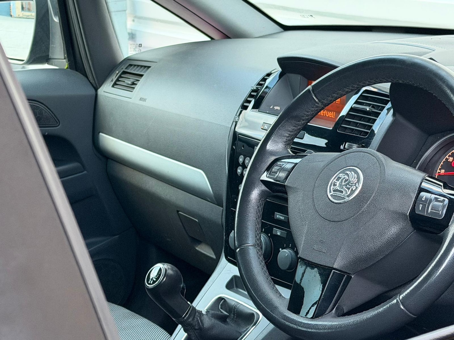 Used Vauxhall Zafira 2011 for sale - 76626752: Photo 7