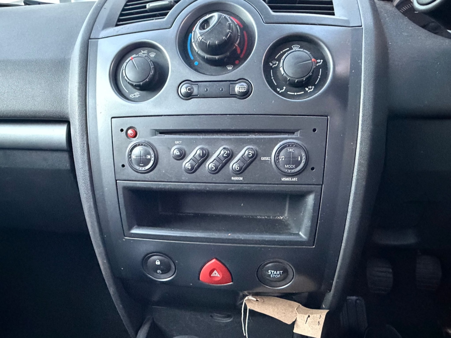 Used Renault Megane 2007 for sale - 76738355: Photo 10