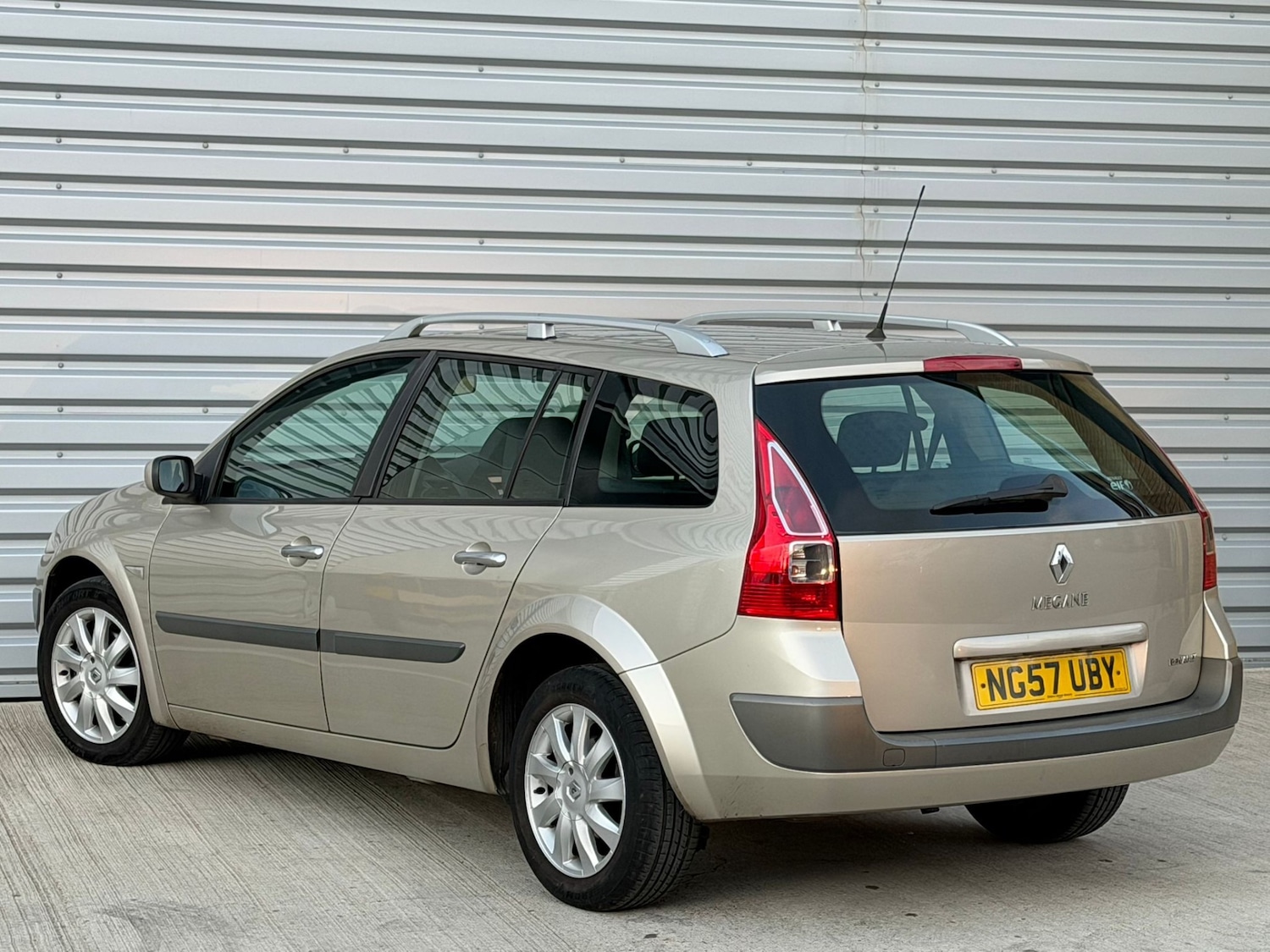 Used Renault Megane 2007 for sale - 76738355: Photo 4