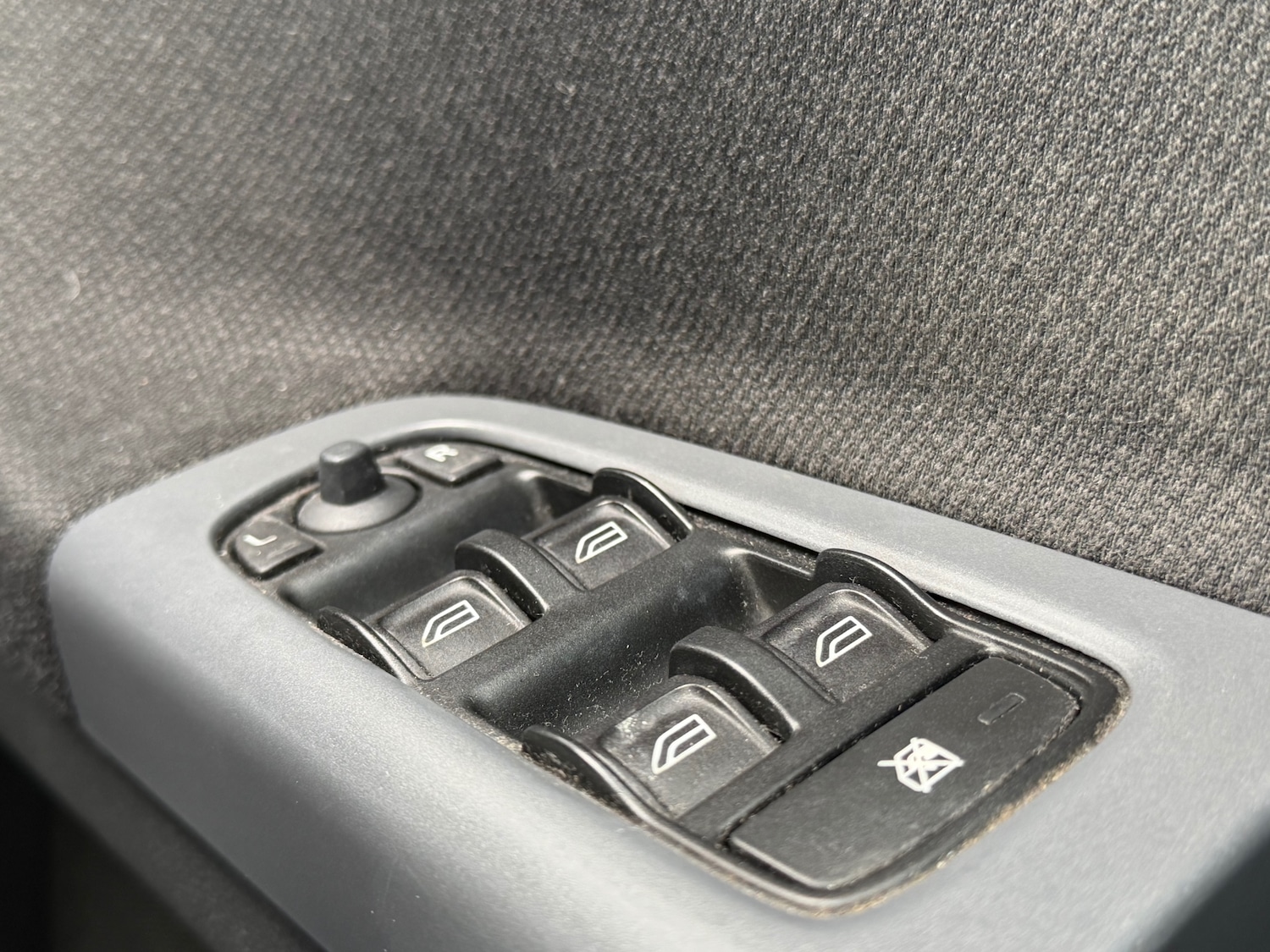 Used Volvo V50 2008 for sale - 78212070: Photo 12