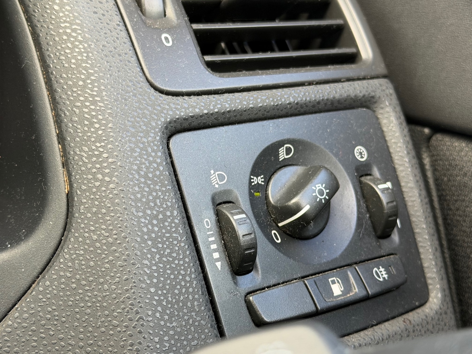 Used Volvo V50 2008 for sale - 78212070: Photo 13