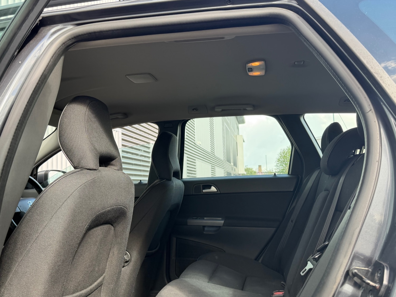 Used Volvo V50 2008 for sale - 78212070: Photo 15