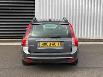 Used Volvo V50 2008 for sale - 78212070: Photo