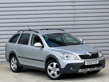 2012 (12) - 2.0 TDI CR Scout 4x4 5dr