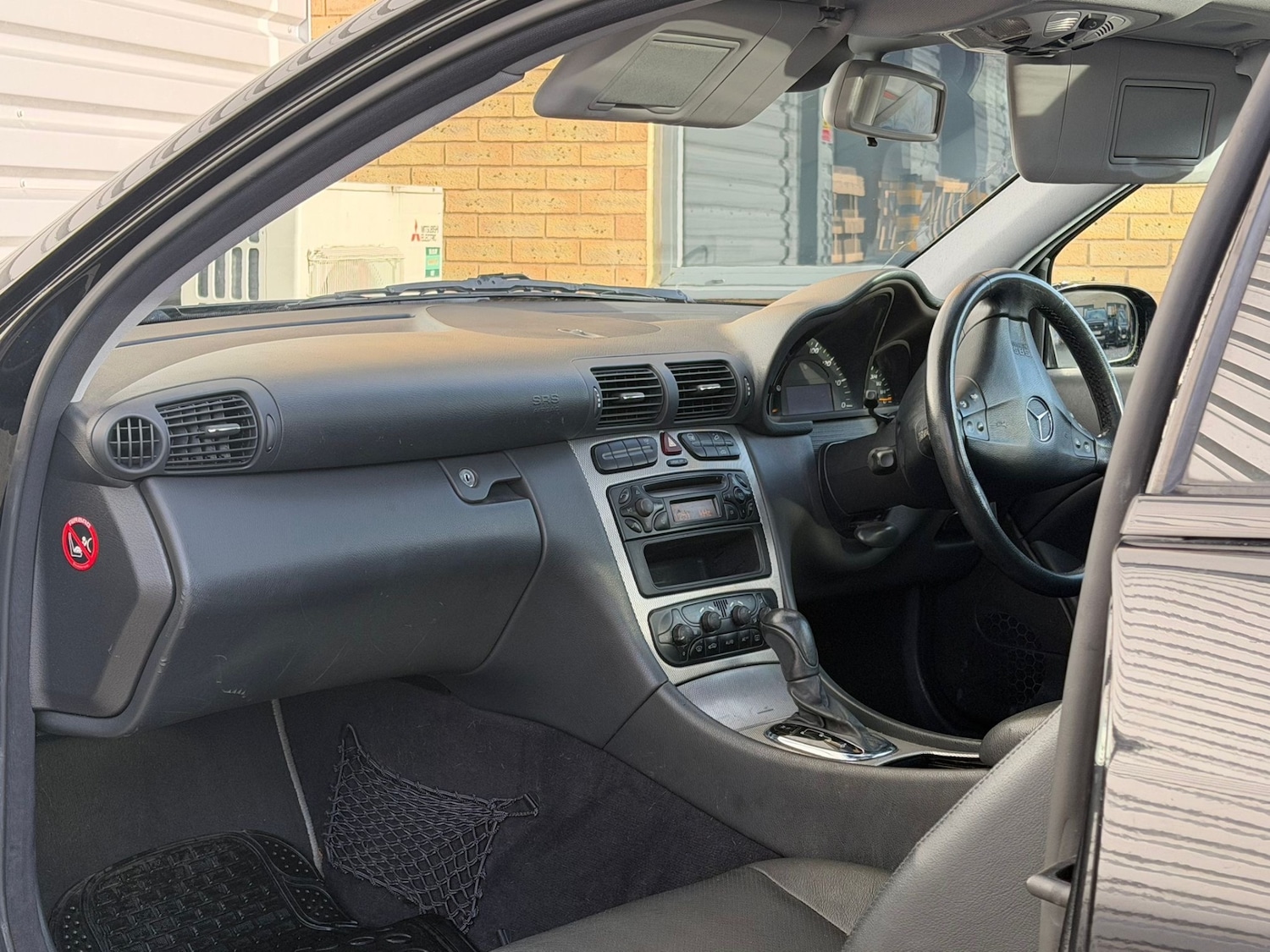 Used Mercedes-Benz C Class 2003 for sale - 77125698: Photo 12