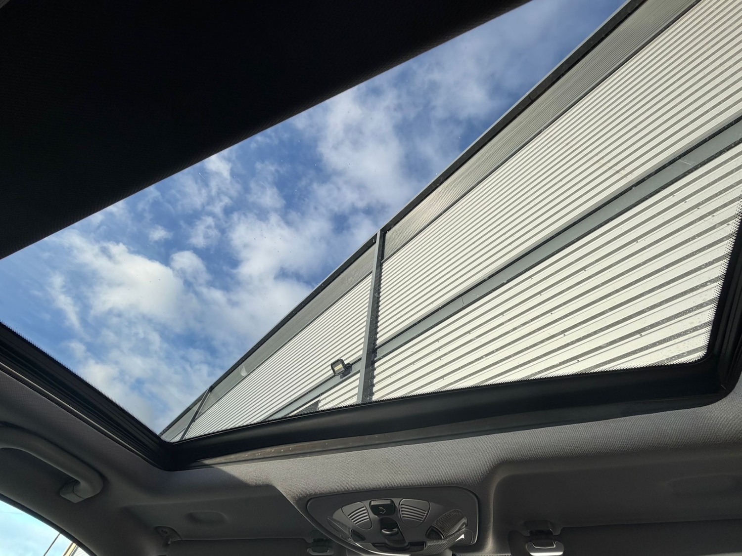 Used Mercedes-Benz C Class 2003 for sale - 77125698: Photo 13