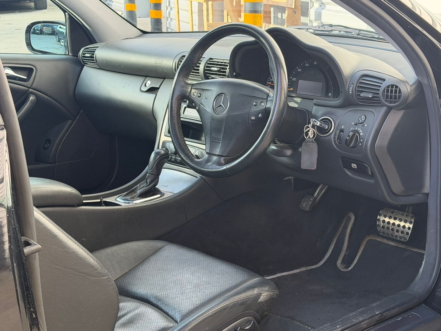 Used Mercedes-Benz C Class 2003 for sale - 77125698: Photo 6