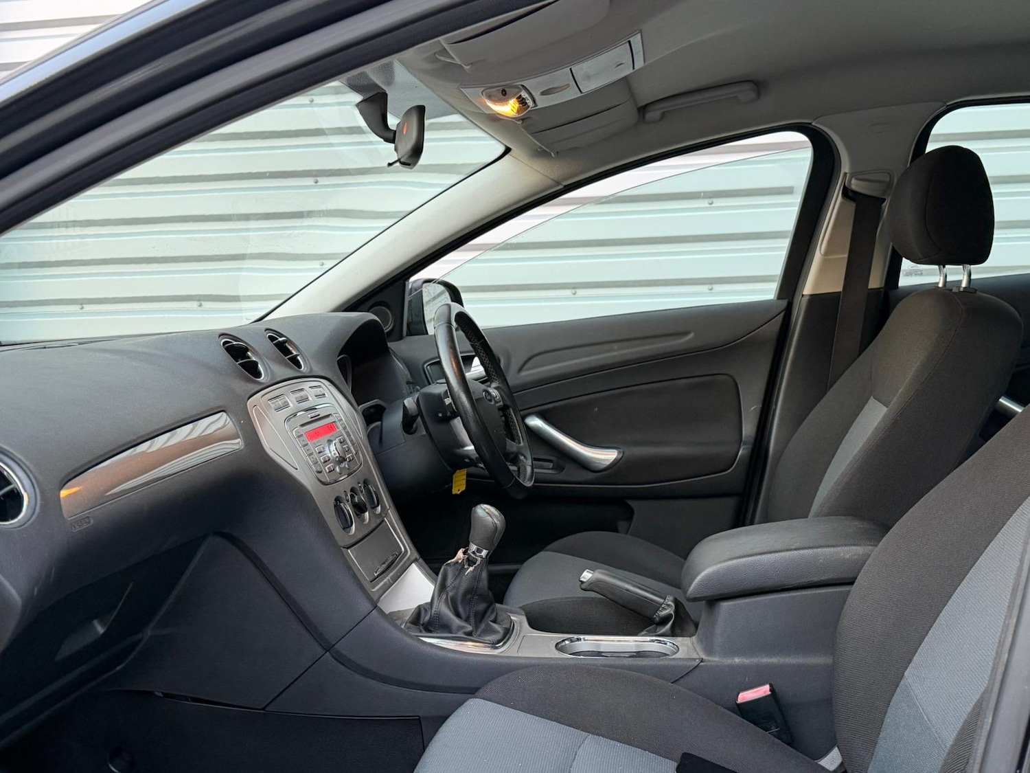 Used Ford Mondeo 2008 for sale - 76556839: Photo 11