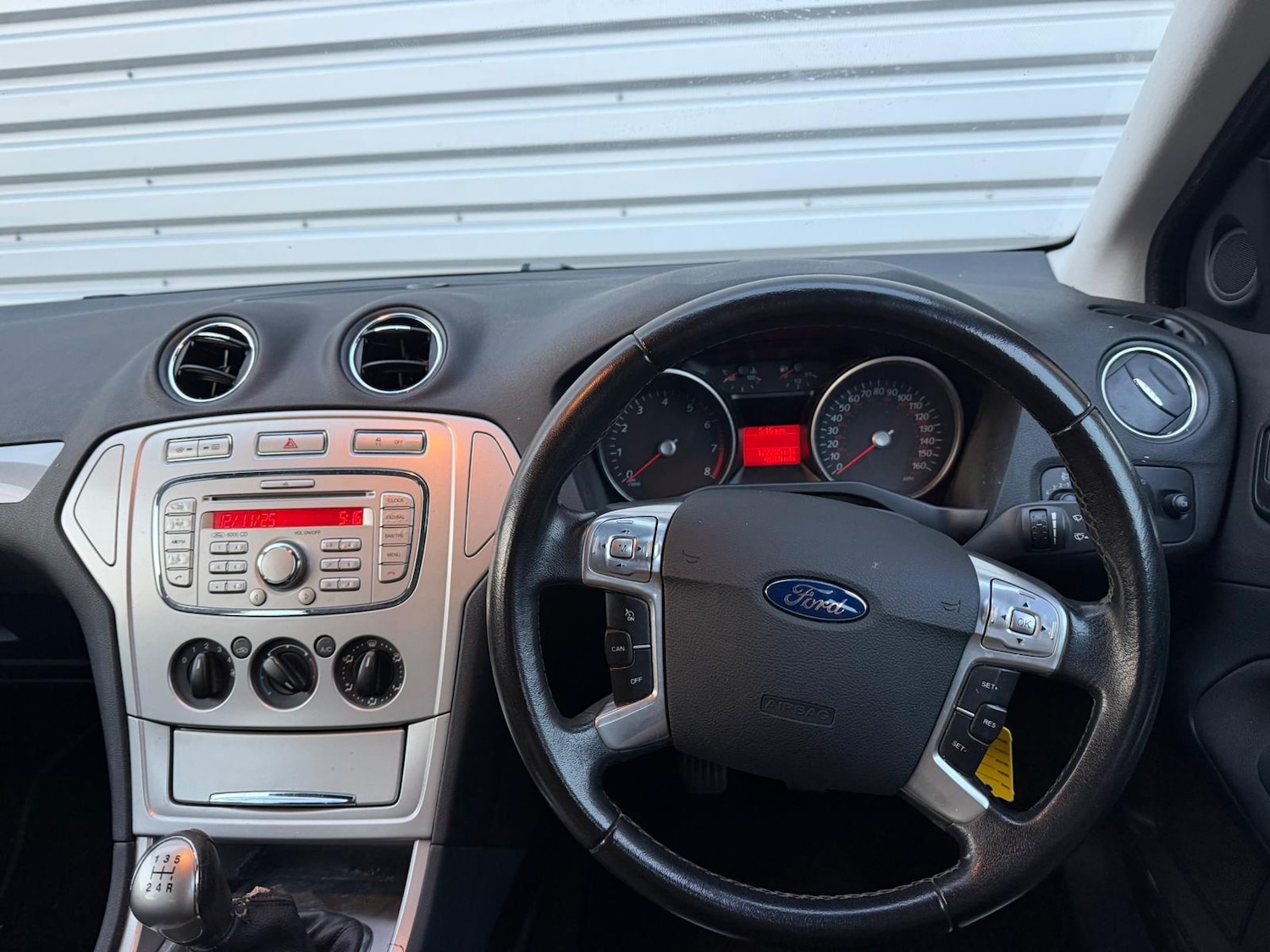 Used Ford Mondeo 2008 for sale - 76556839: Photo 12