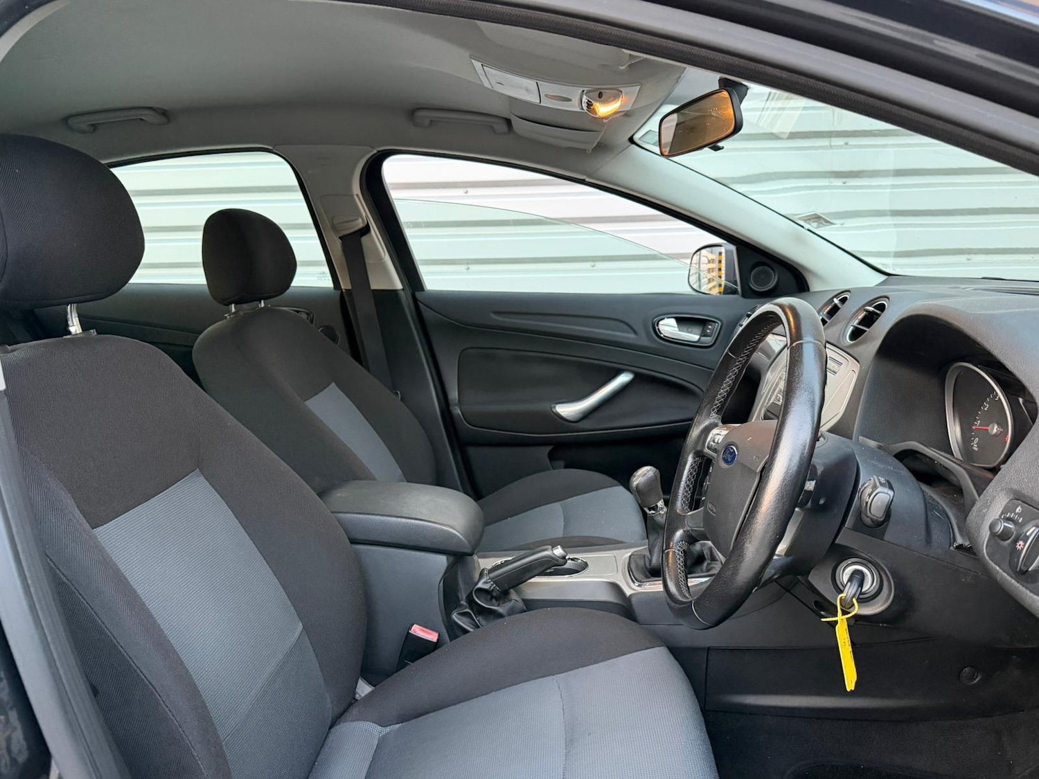 Used Ford Mondeo 2008 for sale - 76556839: Photo 9