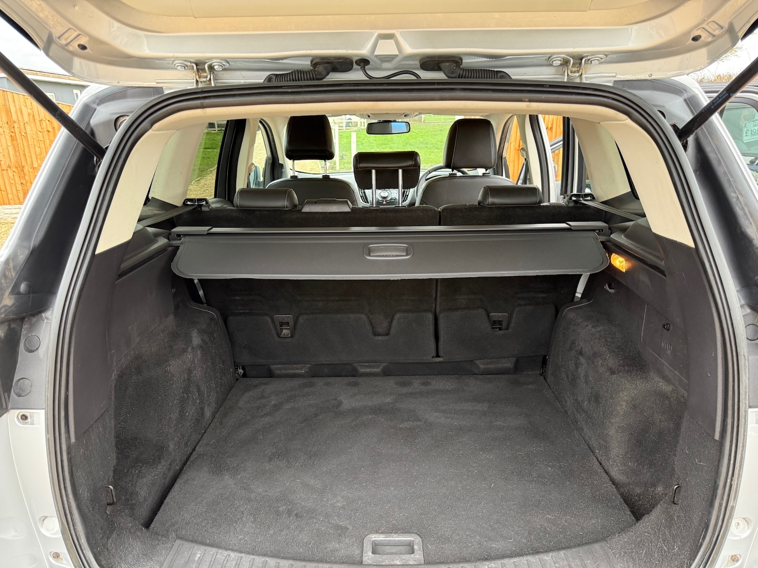 Used Ford Kuga 2014 for sale - 77632344: Photo 12