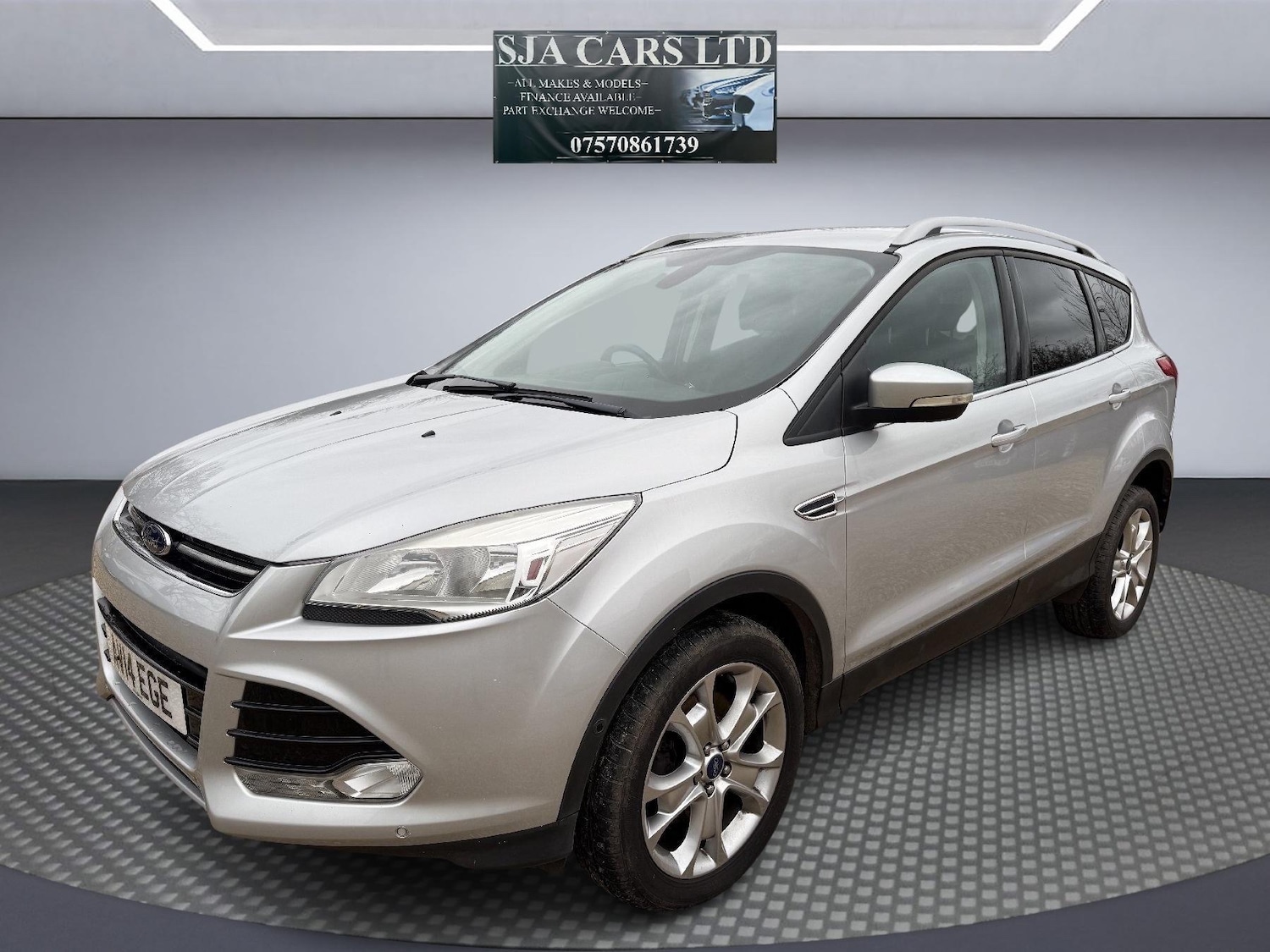 Used Ford Kuga 2014 for sale - 77632344: Photo 3