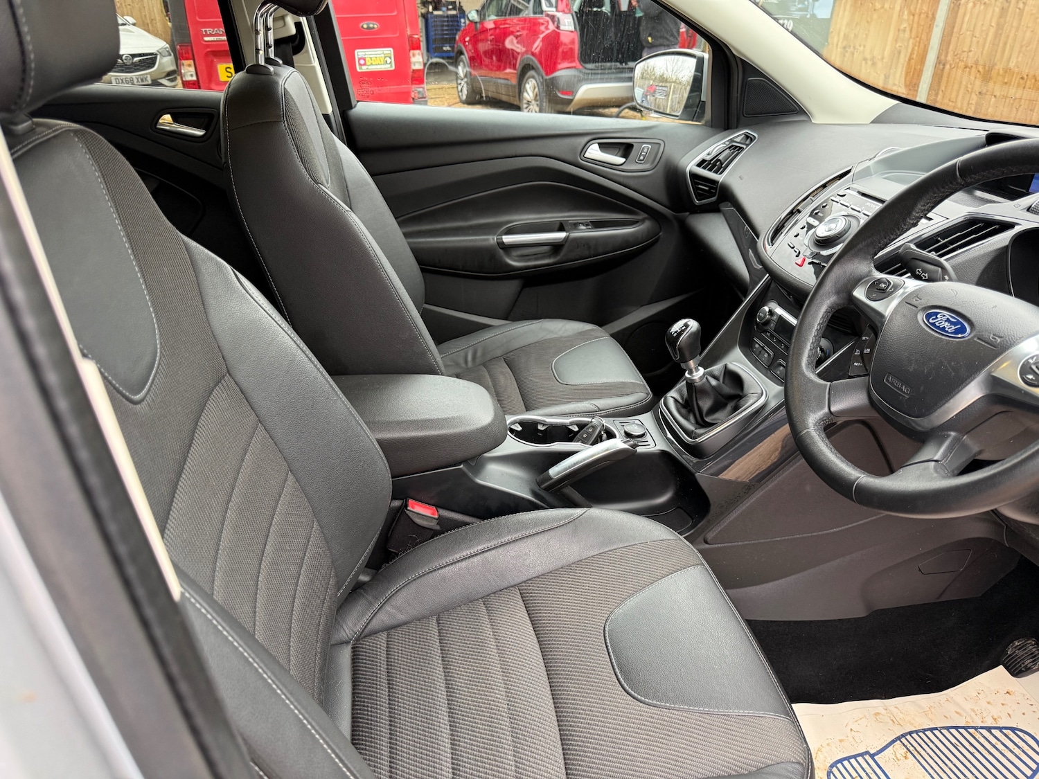 Used Ford Kuga 2014 for sale - 77632344: Photo 9