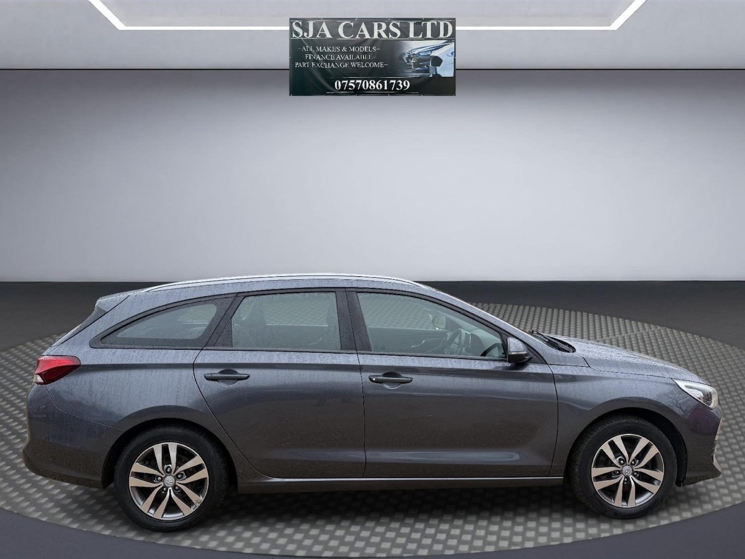 Used Hyundai i30 2020 for sale - 77687757: Photo 4