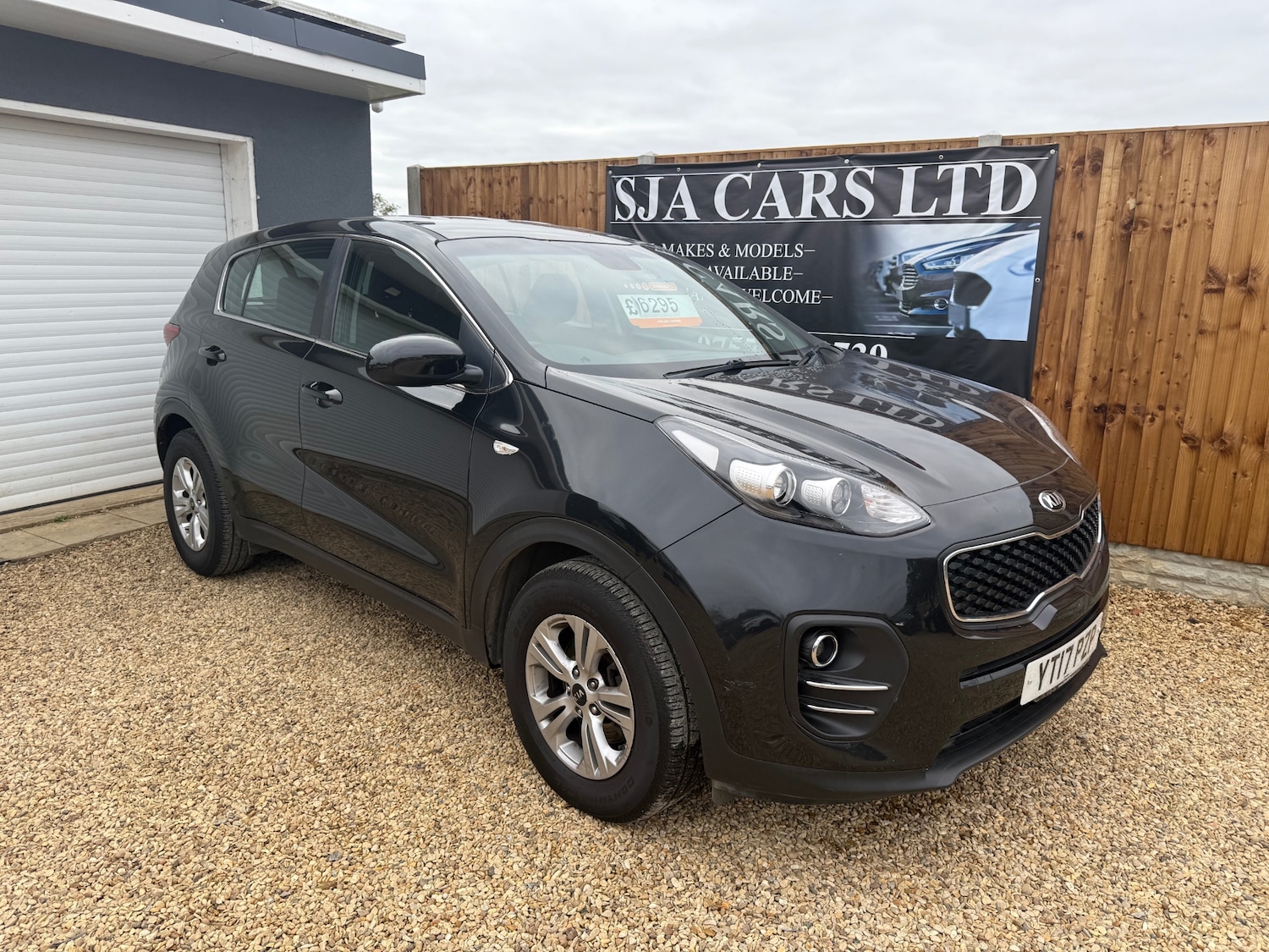 Used Kia Sportage 2017 for sale - 76289161: Photo 2