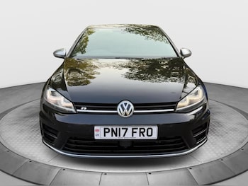 Used Volkswagen Golf 2017 for sale - 78427567: Photo