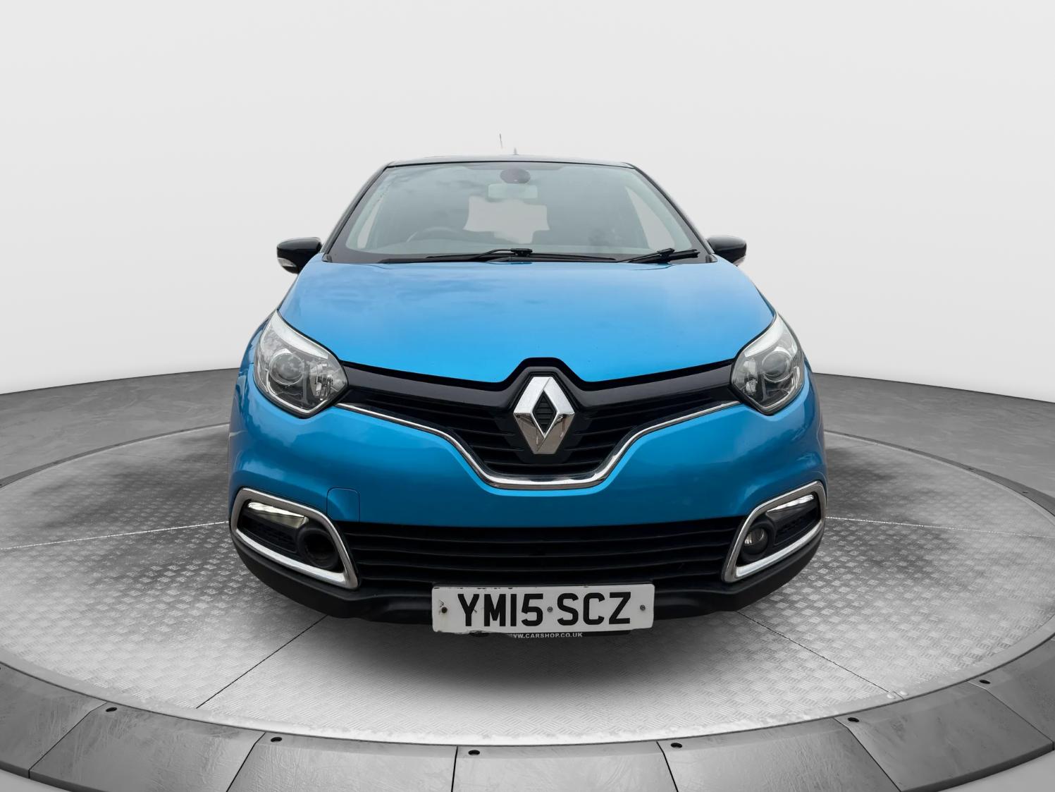 Used Renault Captur 2015 for sale - 78190660: Photo 2