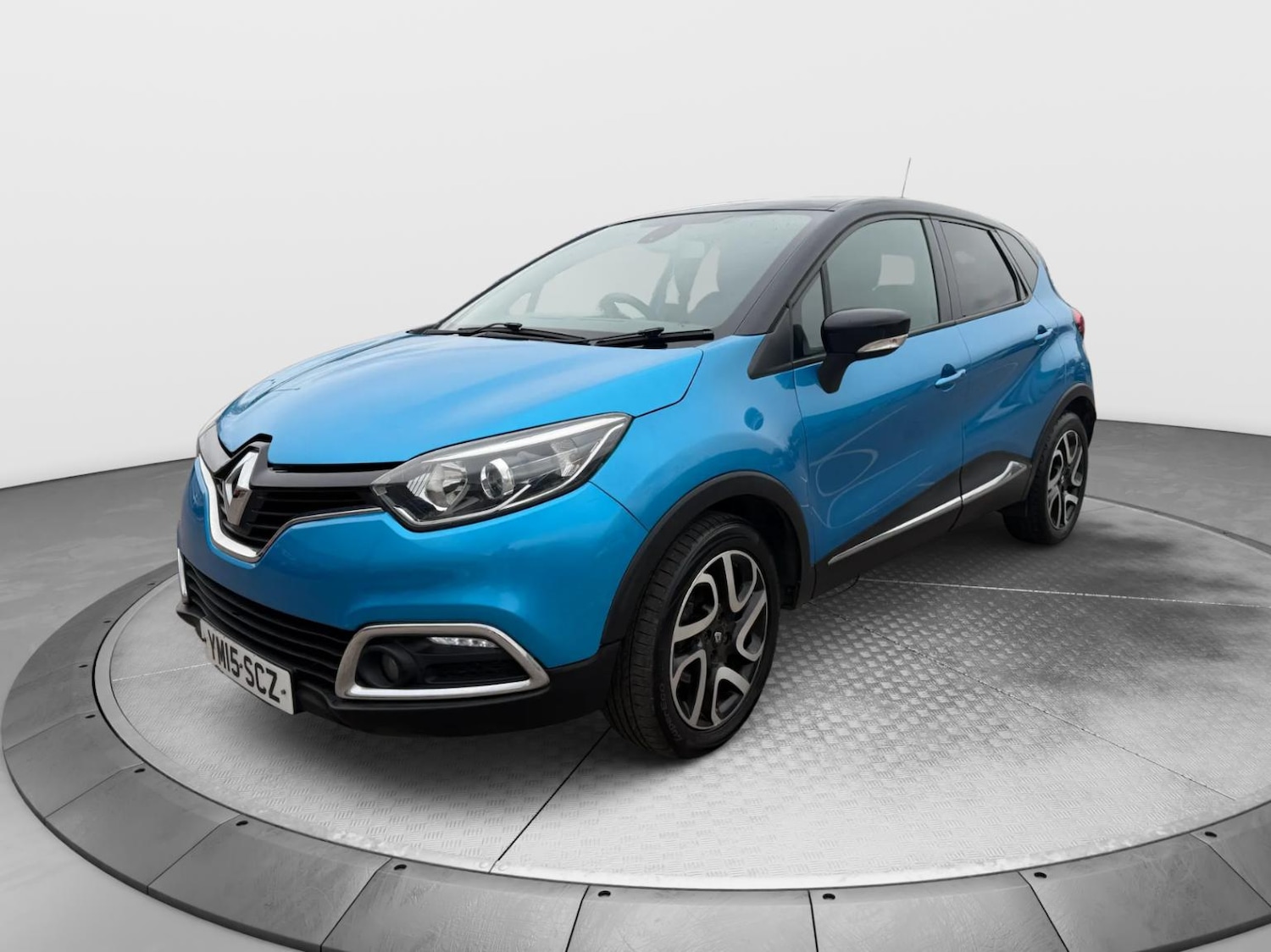 Used Renault Captur 2015 for sale - 78190660: Photo 3