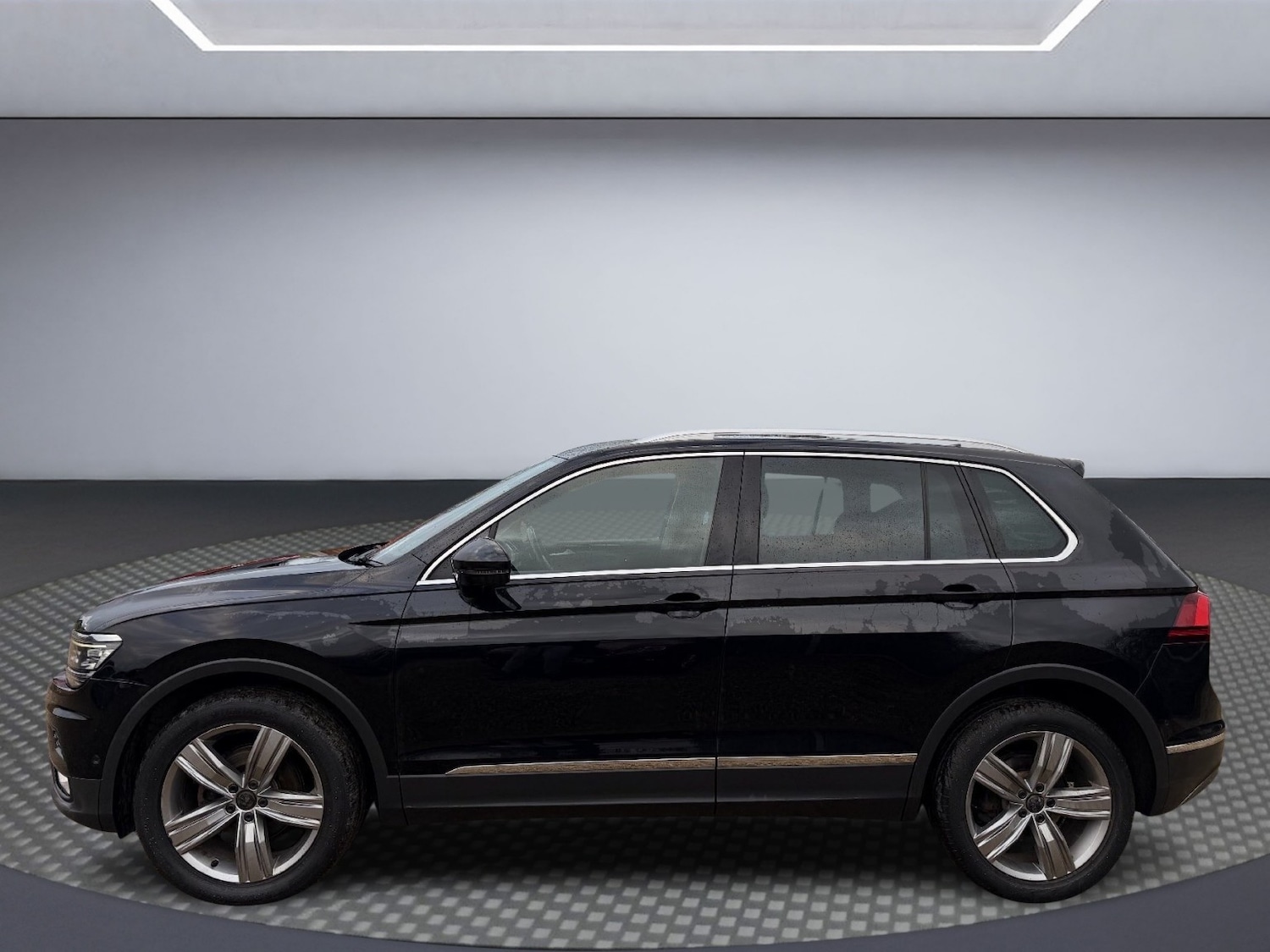 Used Volkswagen Tiguan 2016 for sale - 77694298: Photo 6