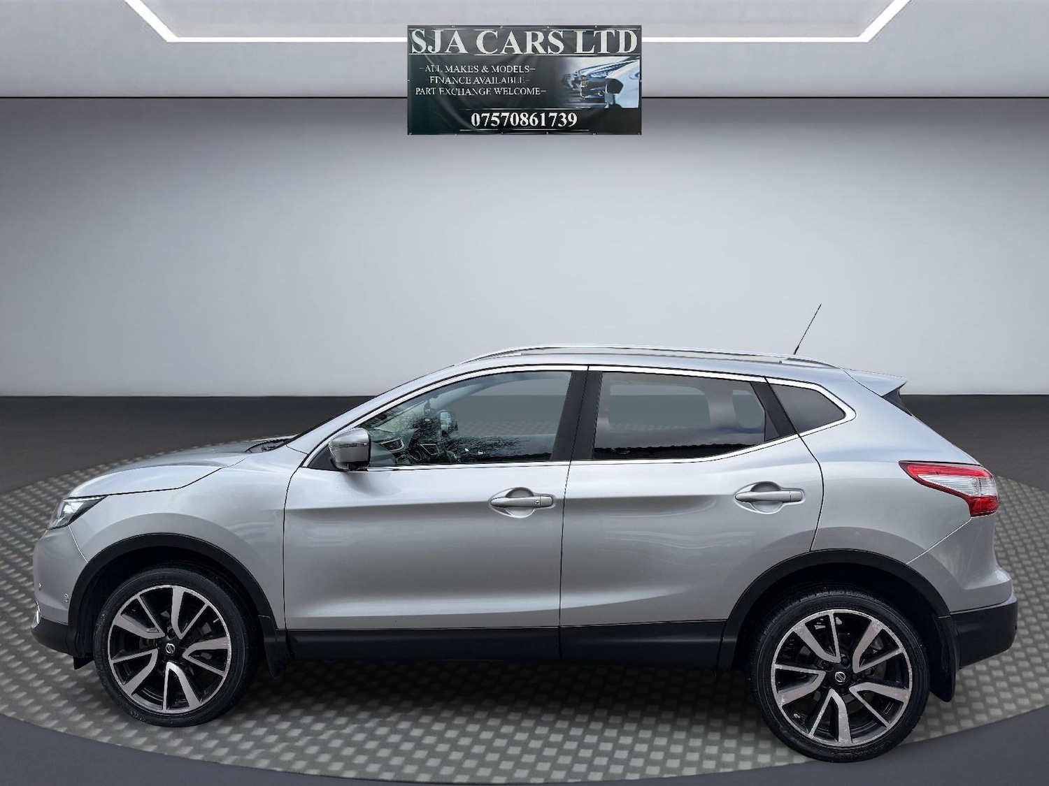 Used Nissan Qashqai 2016 for sale - 77431723: Photo 4
