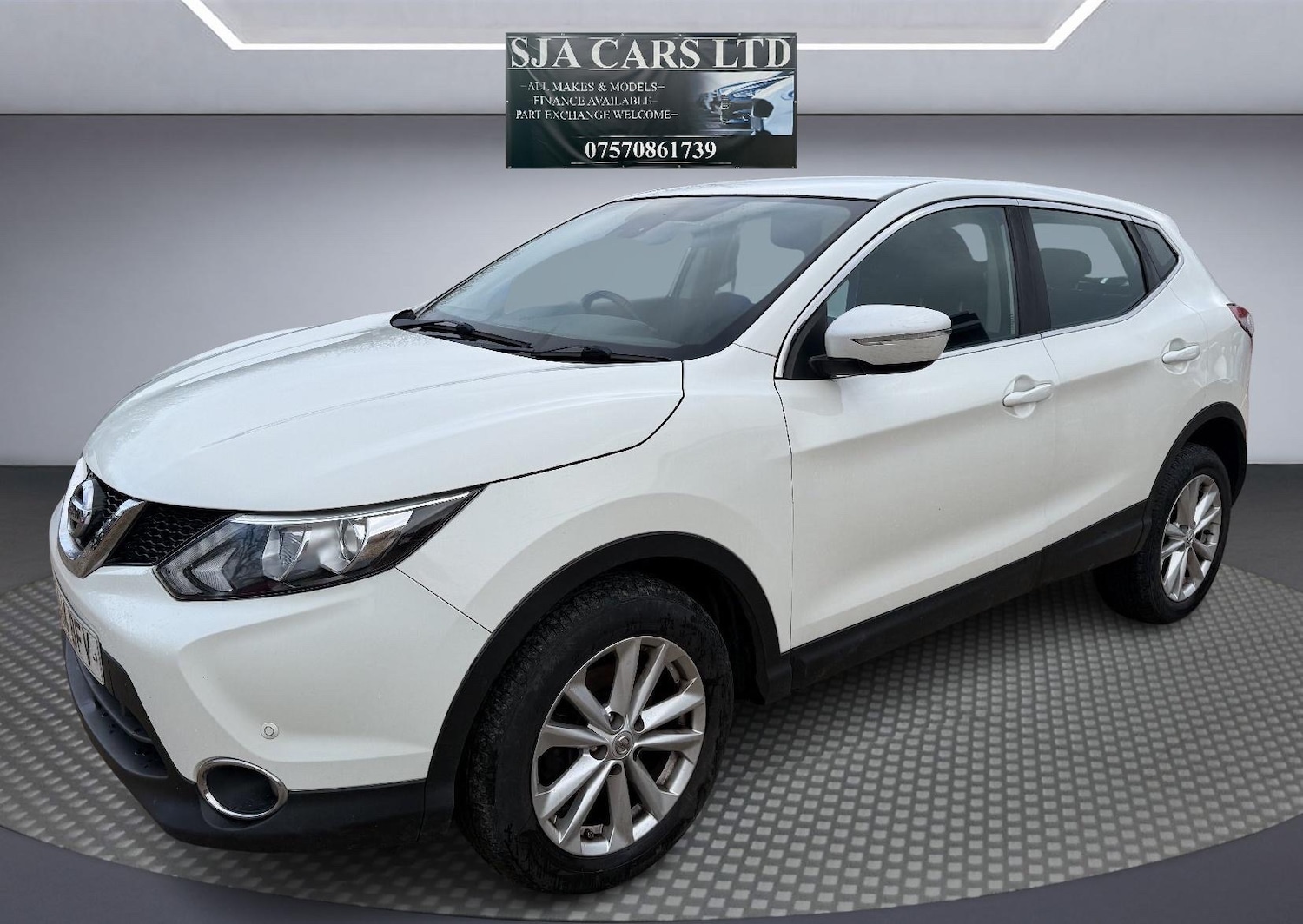 Used Nissan Qashqai 2014 for sale - 77250795: Photo 3