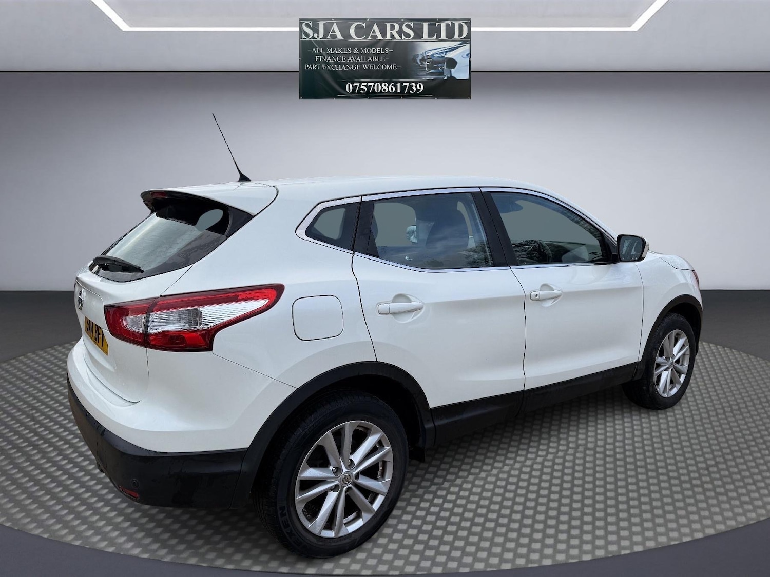 Used Nissan Qashqai 2014 for sale - 77250795: Photo 5