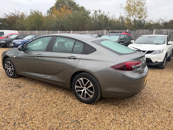 Used Vauxhall Insignia 2017 for sale - 76305801: Photo 5