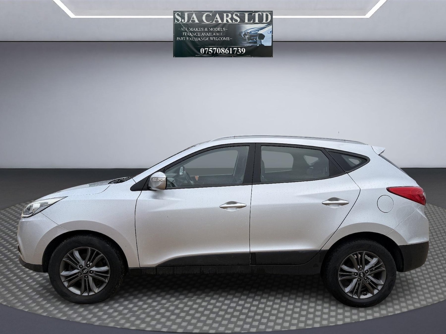 Used Hyundai Ix35 2014 for sale - 77250800: Photo 4