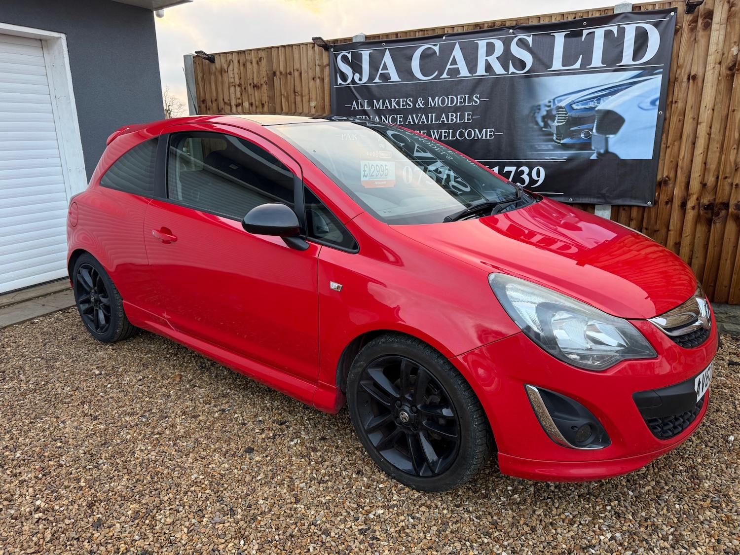 Used Vauxhall Corsa 2013 for sale - 76684584: Photo 2