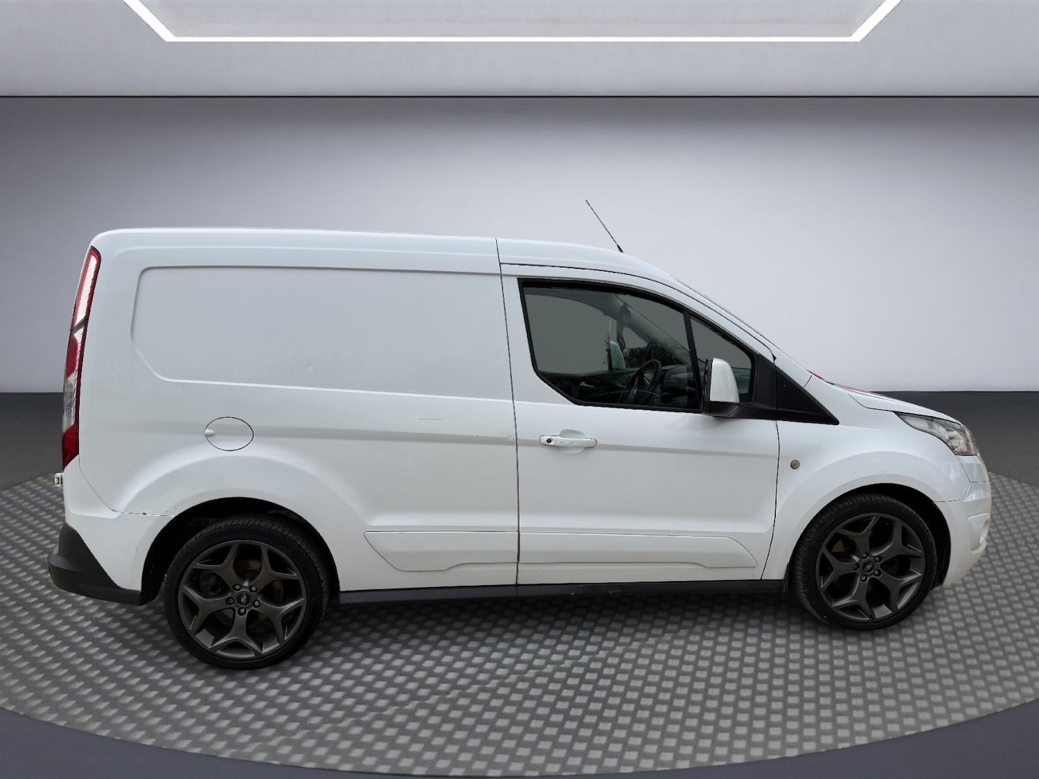 Used Ford Transit Connect 2015 for sale - 77758989: Photo 4