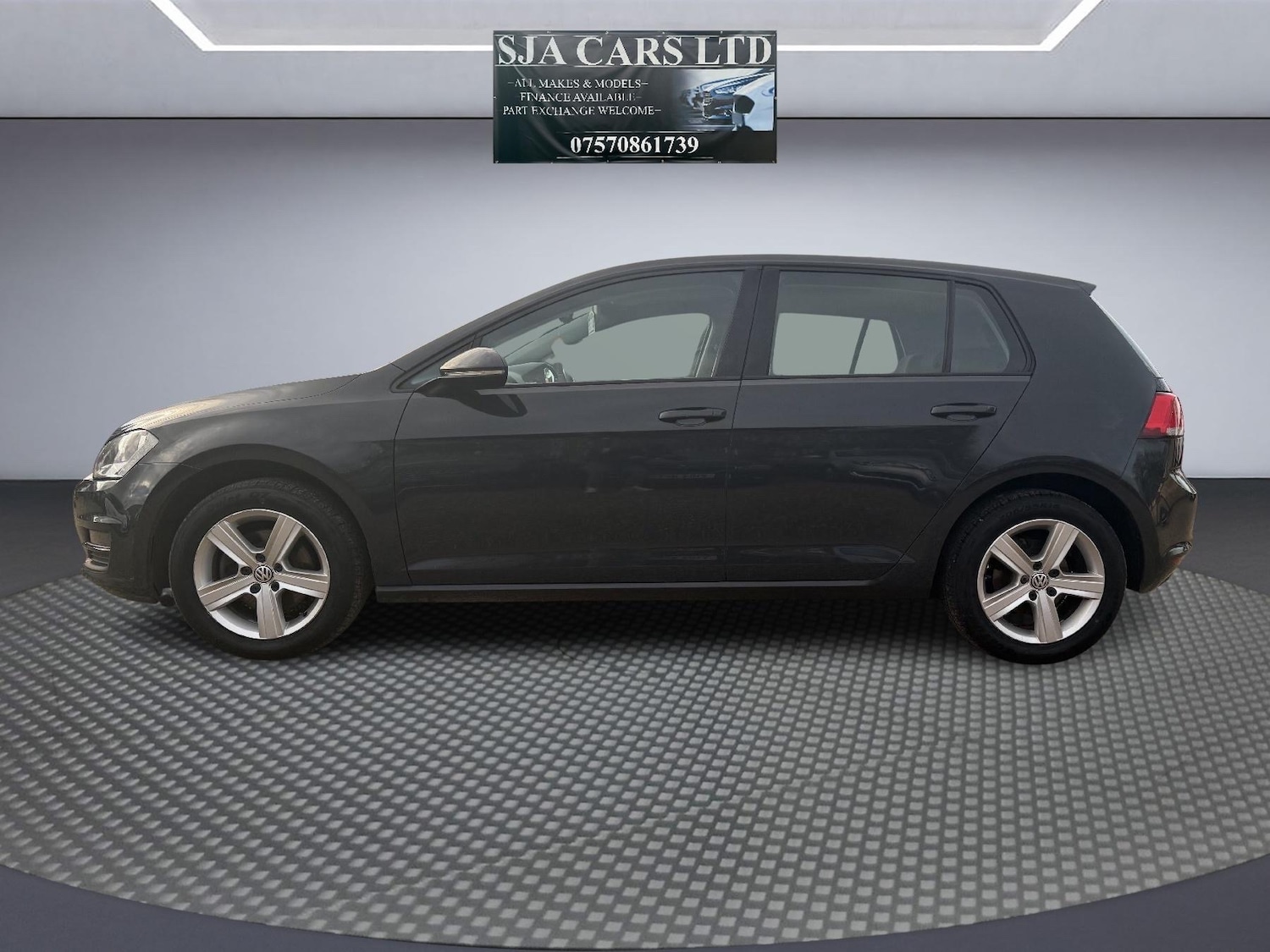 Used Volkswagen Golf 2016 for sale - 76881655: Photo 5