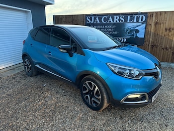 Used Renault Captur 2015 for sale - 76568210: Photo
