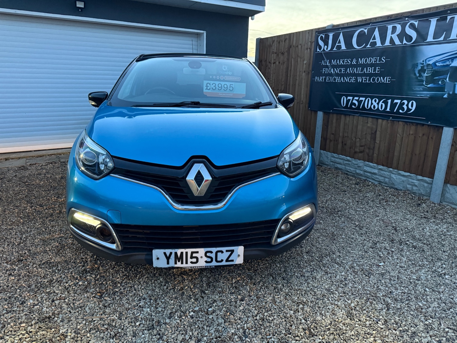 Used Renault Captur 2015 for sale - 76568210: Photo 3
