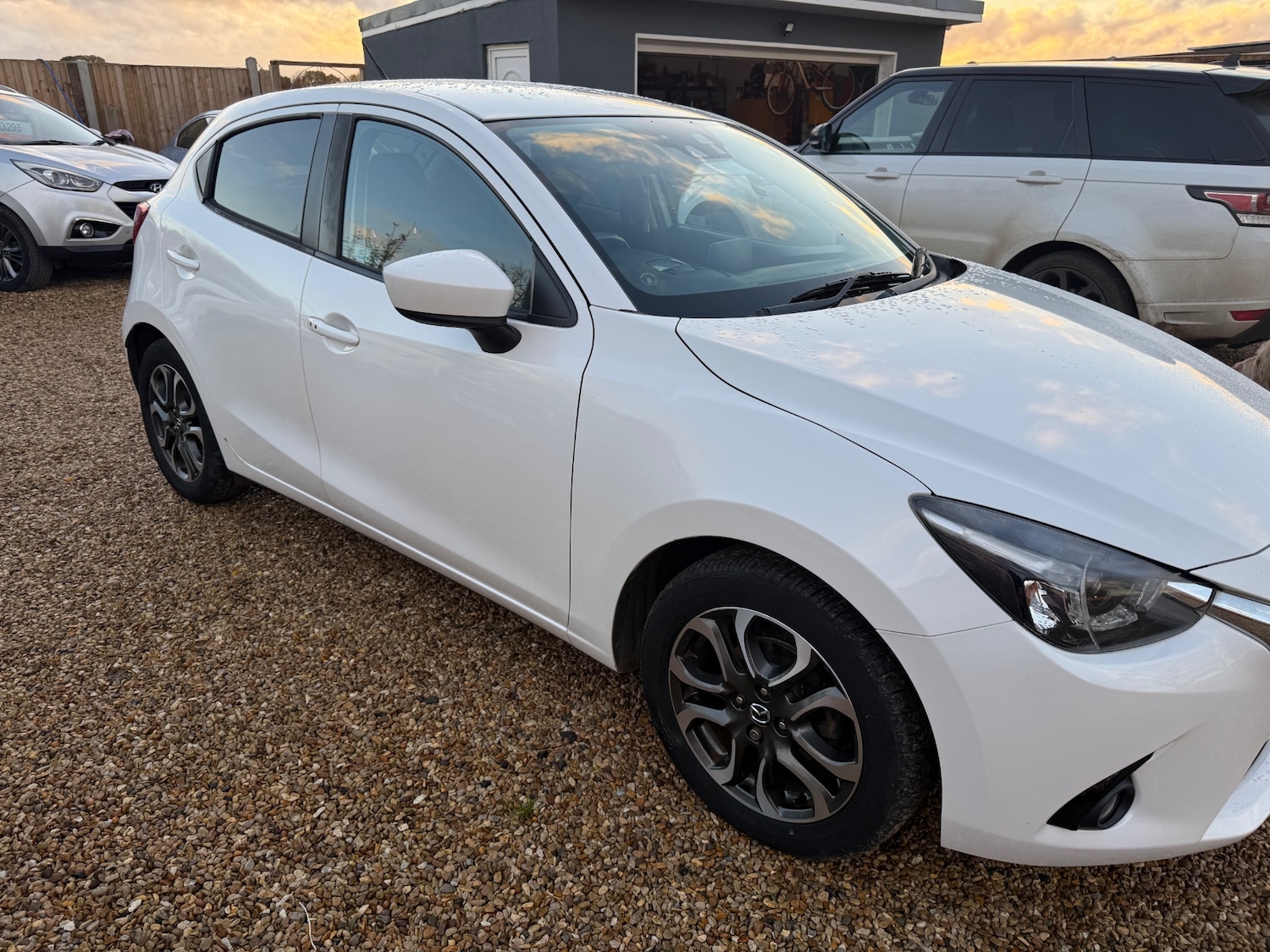 Used Mazda Mazda2 2016 for sale - 76428222: Photo 1