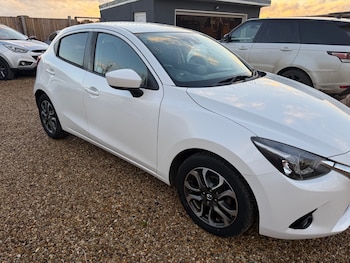 Used Mazda Mazda2 2016 for sale - 76428222: Photo