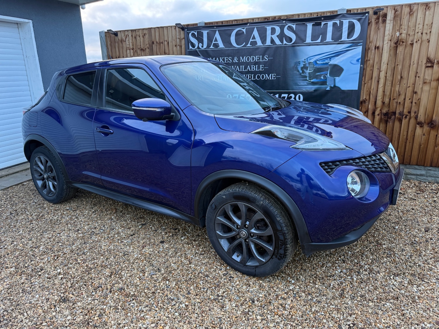 Used Nissan Juke 2015 for sale - 76684540: Photo 1
