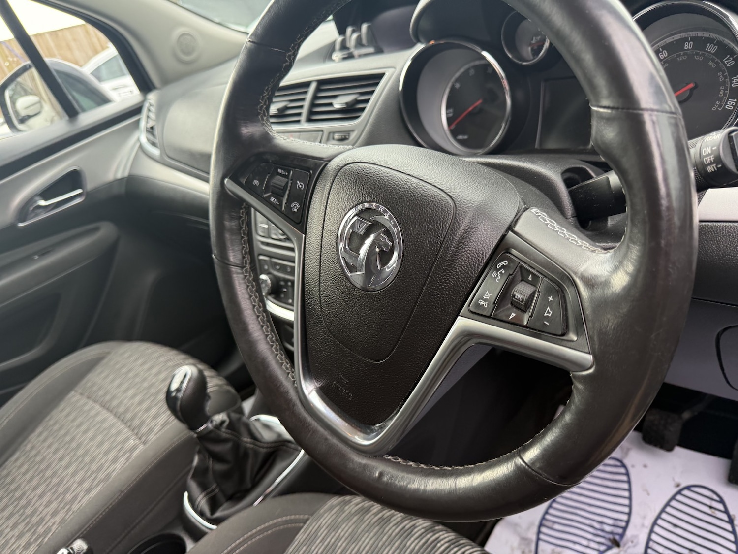 Used Vauxhall Mokka 2015 for sale - 77687750: Photo 10