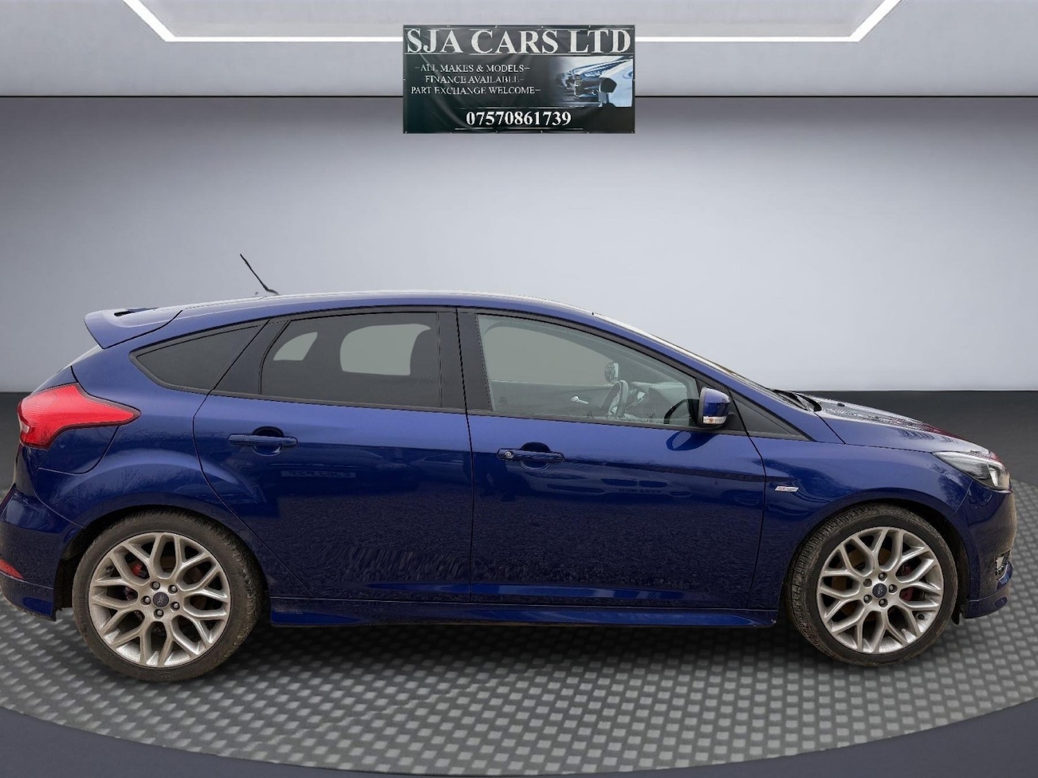 Used Ford Focus 2017 for sale - 77687751: Photo 2