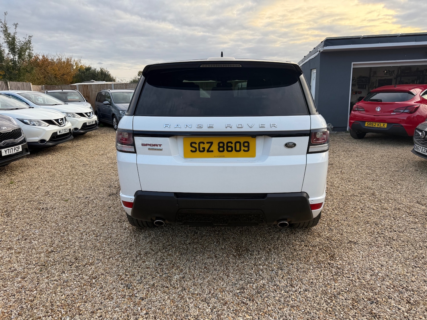 Used Land Rover Range Rover Sport 2015 for sale - 76344309: Photo 5