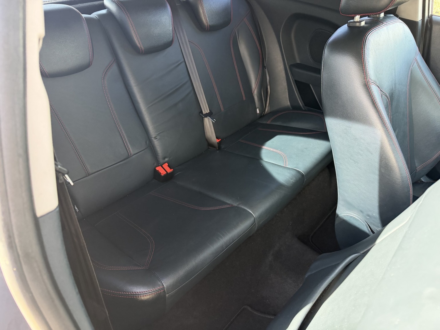 Used Ford Fiesta 2012 for sale - 78198018: Photo 9