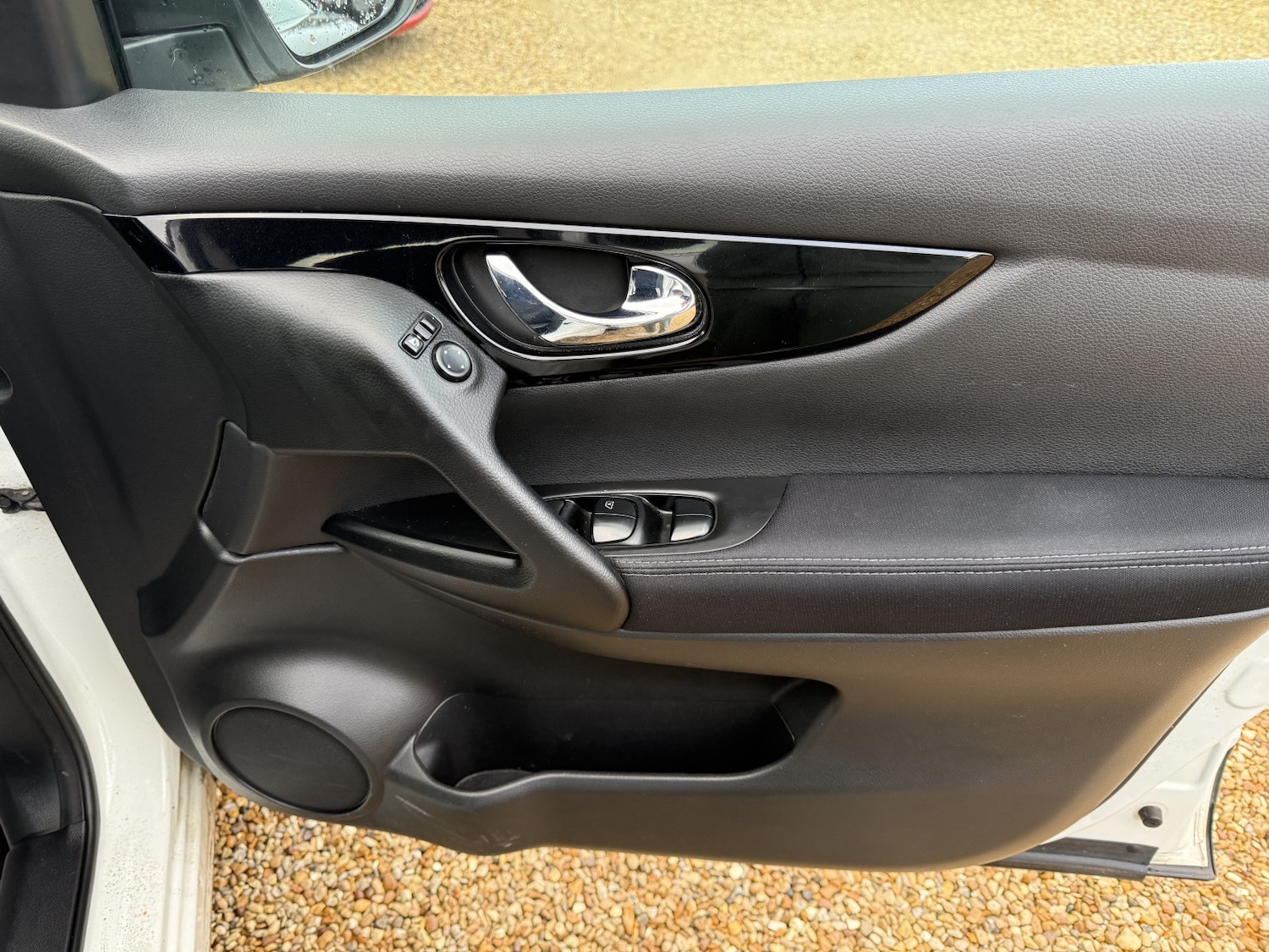 Used Nissan Qashqai 2014 for sale - 77687756: Photo 15