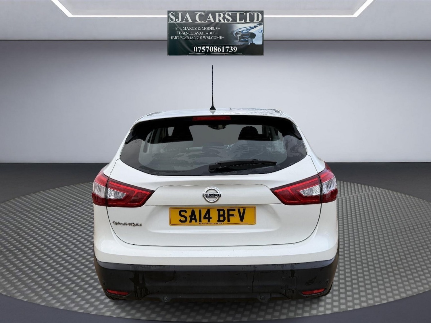 Used Nissan Qashqai 2014 for sale - 77687756: Photo 6