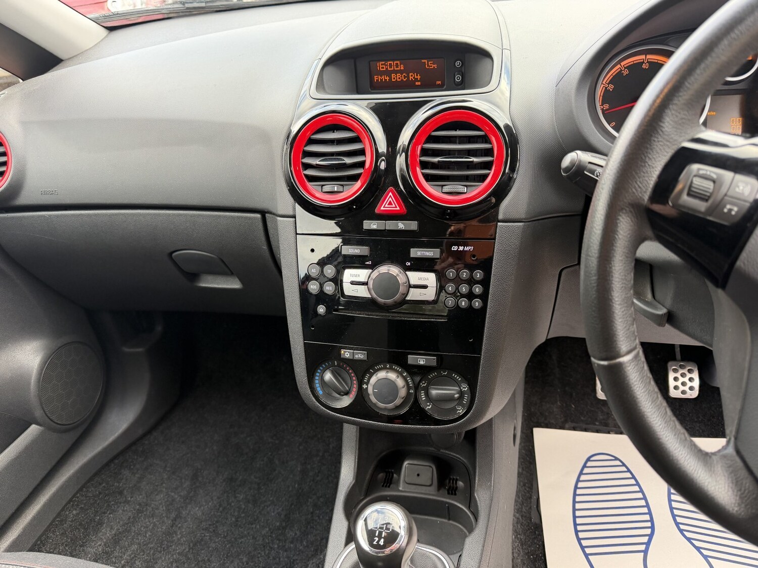 Used Vauxhall Corsa 2013 for sale - 77707286: Photo 12