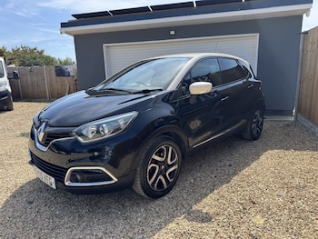 Used Renault Captur 2015 for sale - 79471110: Photo