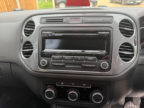 Used Volkswagen Tiguan 2012 for sale - 76288698: Photo 10