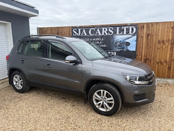 2012 (12) - 2.0 TDi BlueMotion Tech S 5dr
