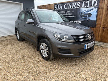 Used Volkswagen Tiguan 2012 for sale - 76288698: Photo 2